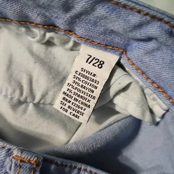 Bundle Of 3 Jean Shorts (2)Celebrity Pink (1)Arizona Women's 7 Good PreOwned - Picture 8 of 12